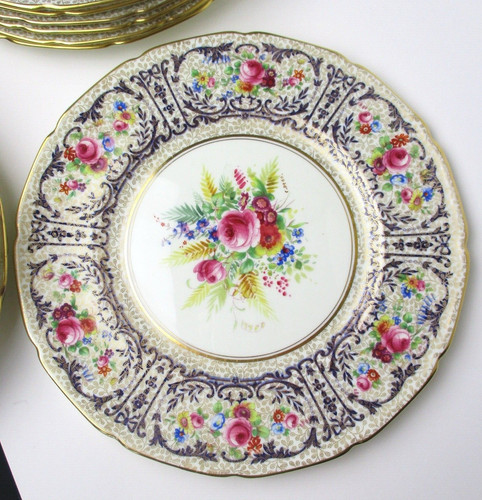 Royal doulton dinner plate - royal,